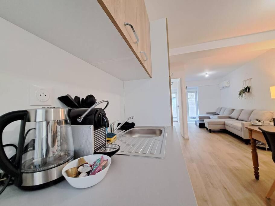 Mascate - Appartement Climatise En Hypercentre Reims Bagian luar foto